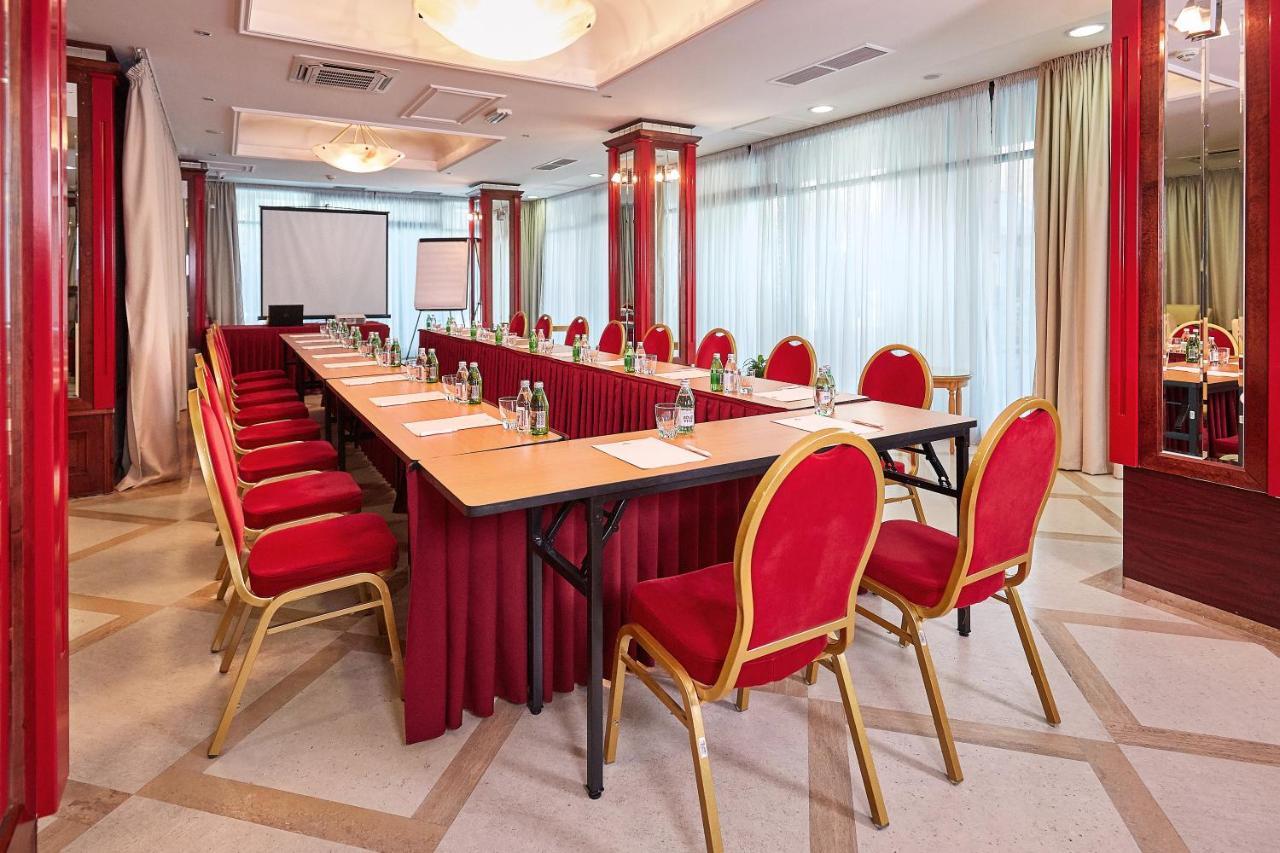 Garni Hotel Master Novi Sad Eksteriør billede