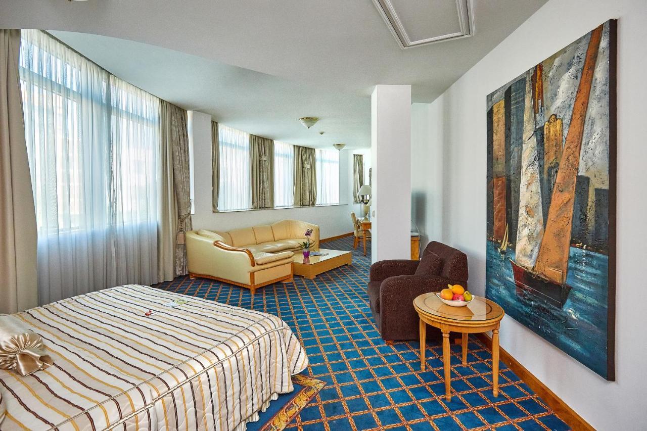 Garni Hotel Master Novi Sad Eksteriør billede
