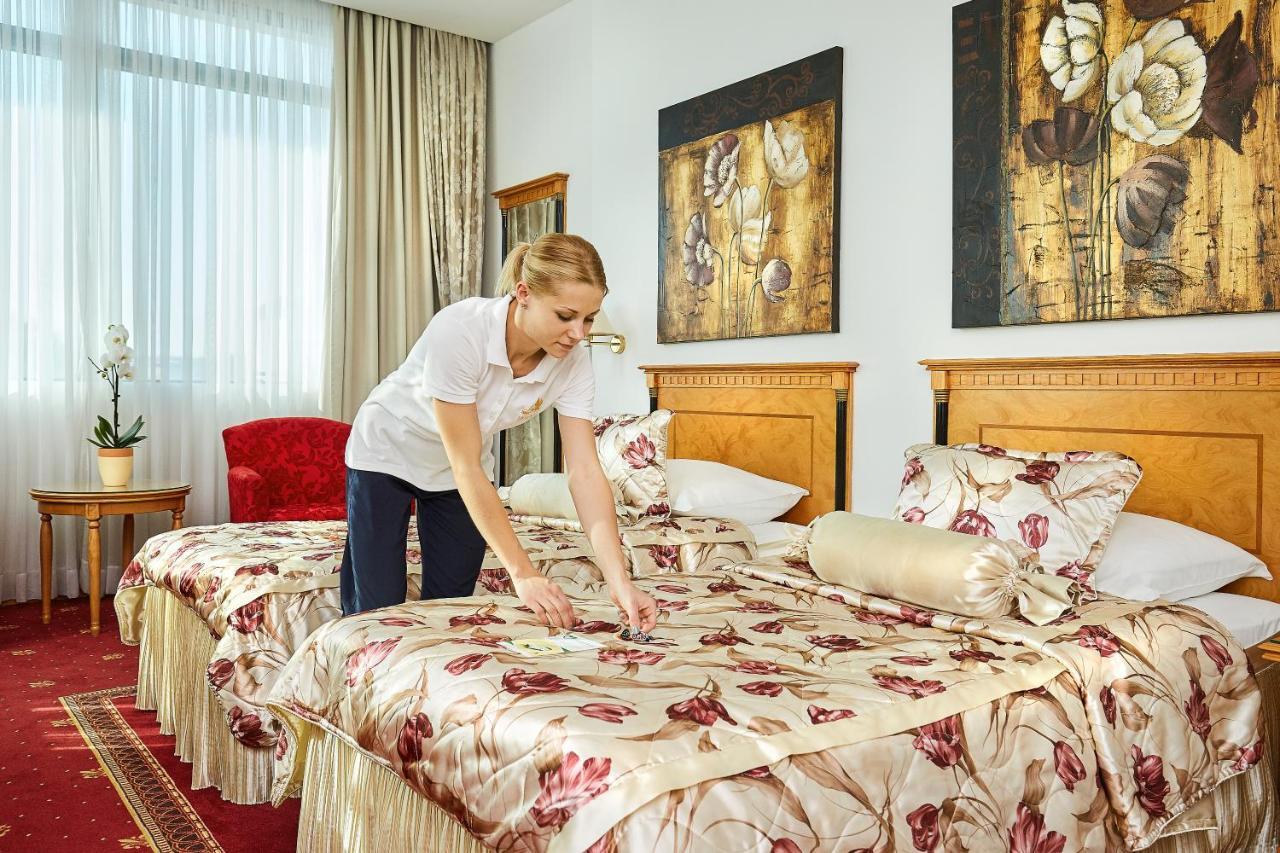 Garni Hotel Master Novi Sad Eksteriør billede